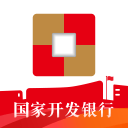 乔治戴着护膝在夜店门口排队 美媒调侃：他也太不认真了😂